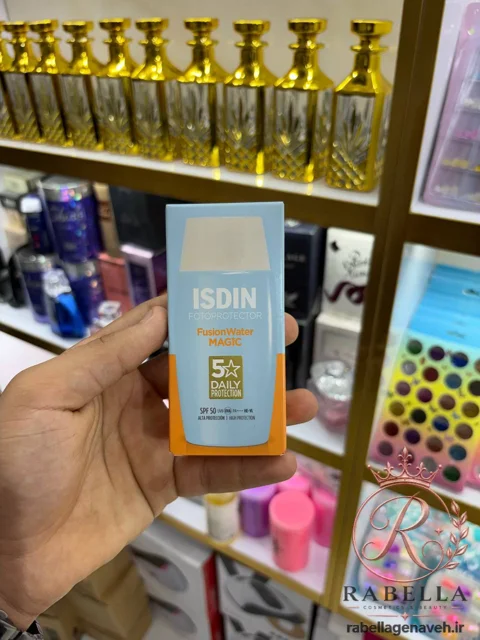ضد آفتاب فیوژن واتر ایزدین SPF50 مدل Oil Control